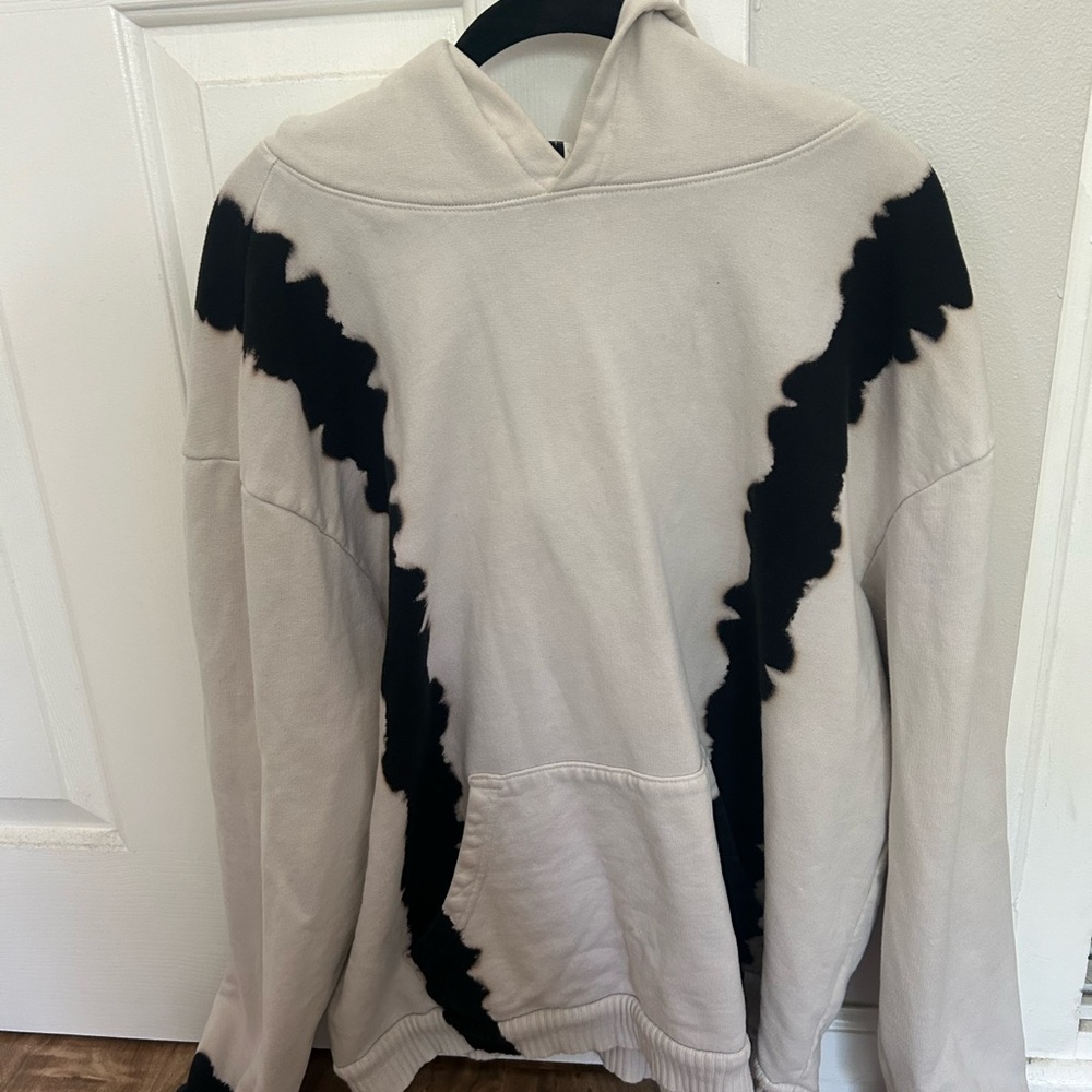 Beige and Black Tie-Dye Hoodie
